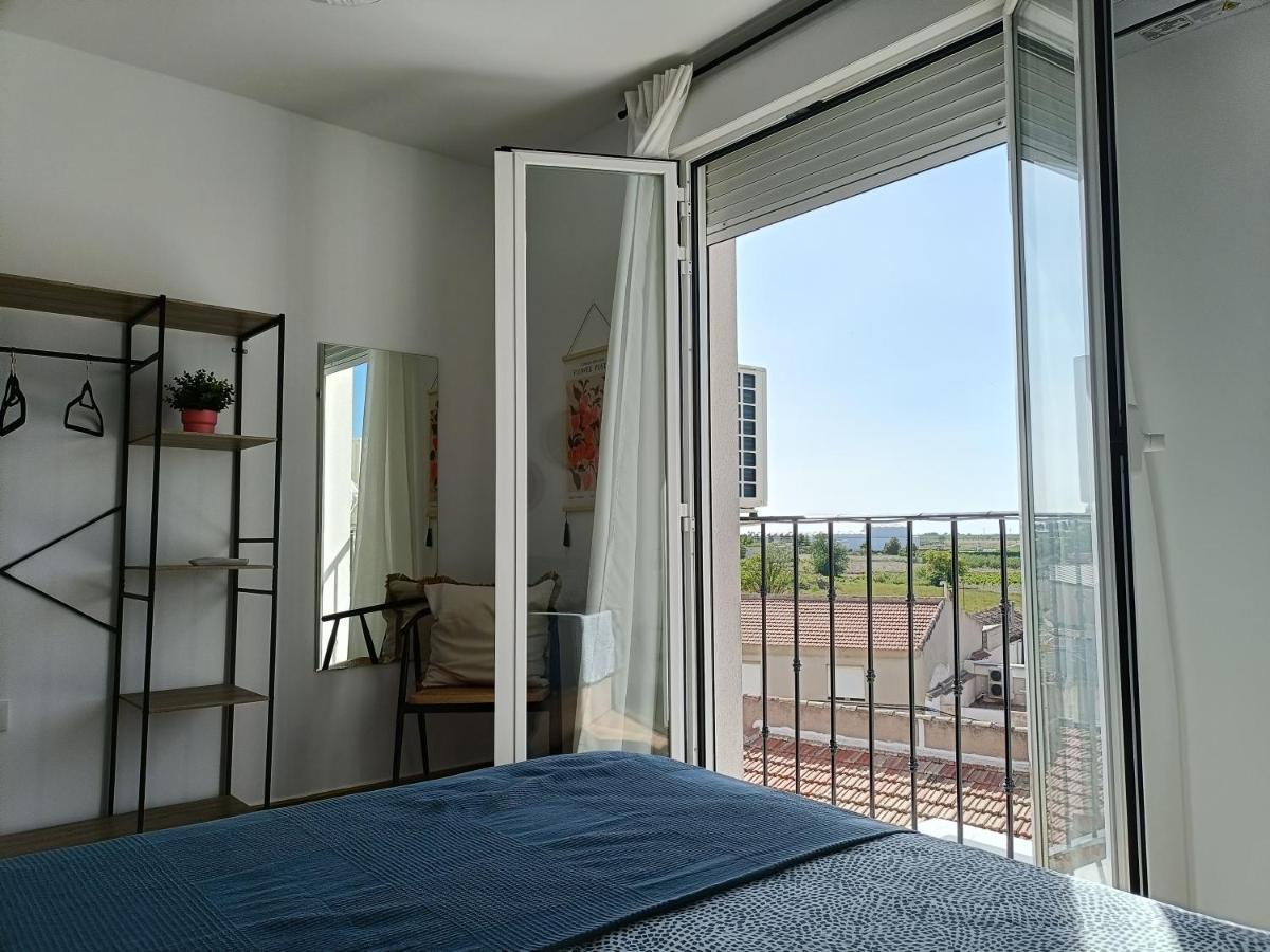 Apartamento Happy Street Socuellamos Ngoại thất bức ảnh